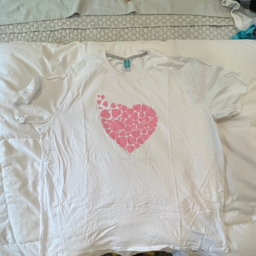 Men’s Heart Graphic T-Shirt